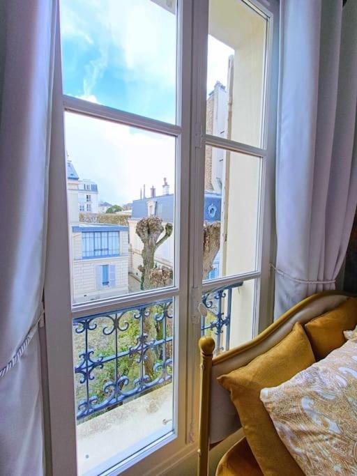 Au Petit Trianon Bleu Apartment Версал Екстериор снимка