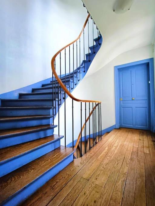 Au Petit Trianon Bleu Apartment Версал Екстериор снимка