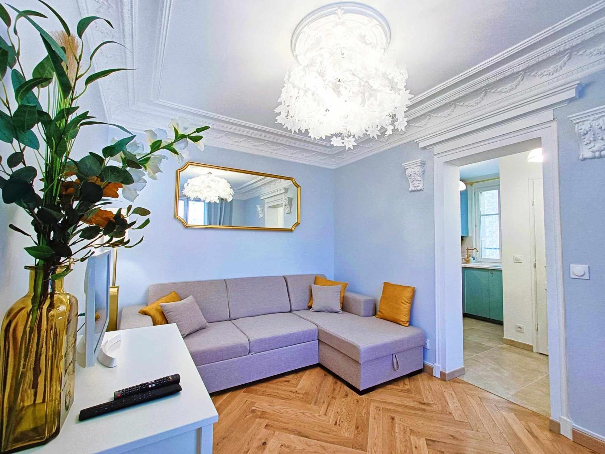 Au Petit Trianon Bleu Apartment Версал Екстериор снимка