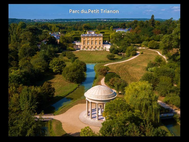 Au Petit Trianon Bleu Apartment Версал Екстериор снимка